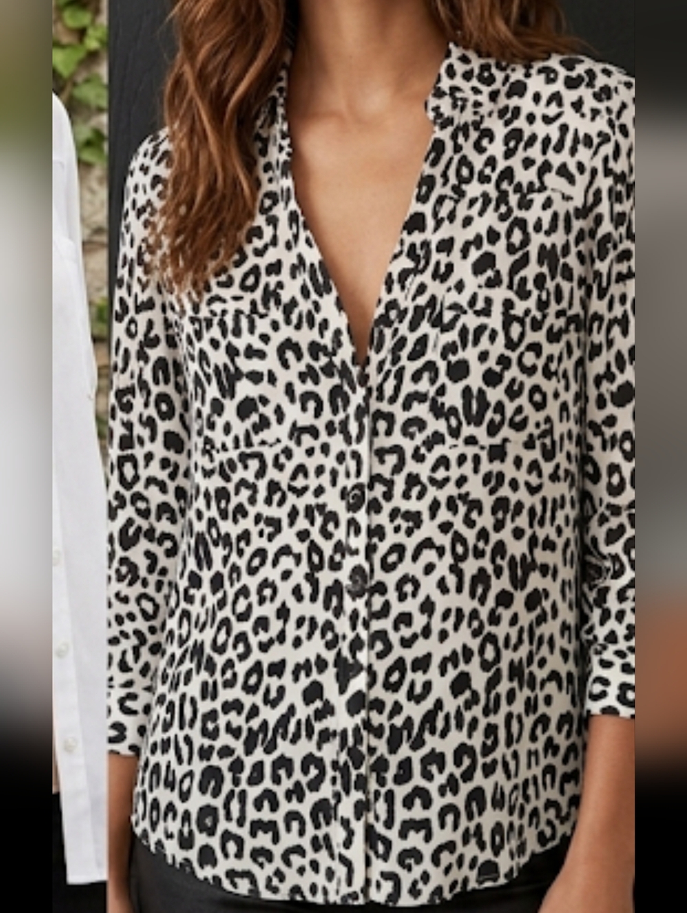 Express Portofino Black and White Leopard Print Button-Up Blouse Size XS TP